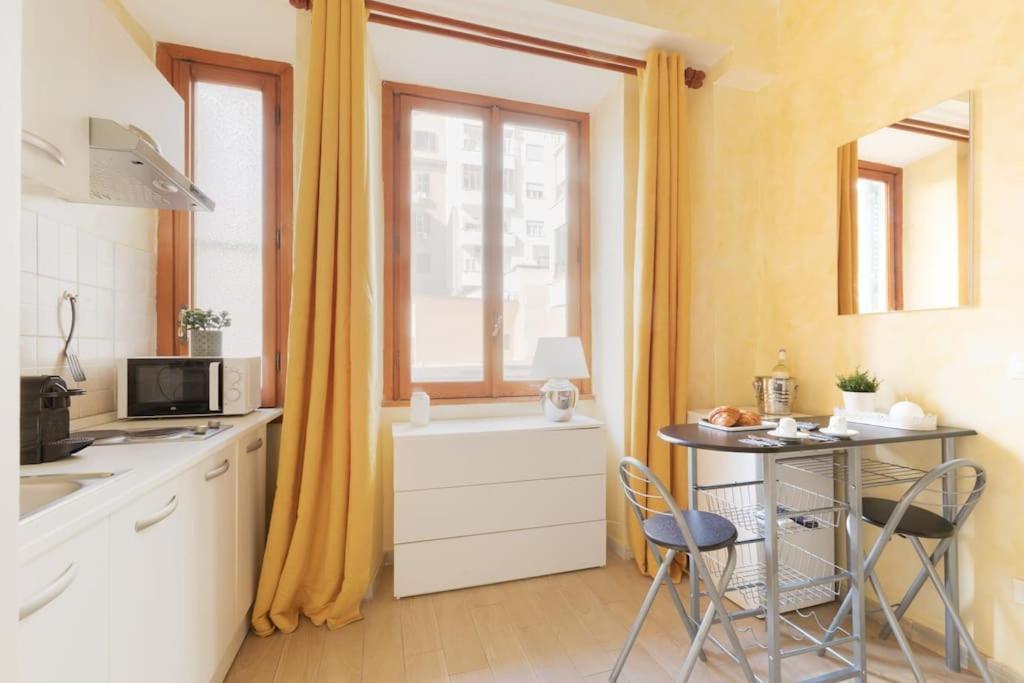 Private Suite In A Guest House With Private Bathroom N3 Rome Exterior photo